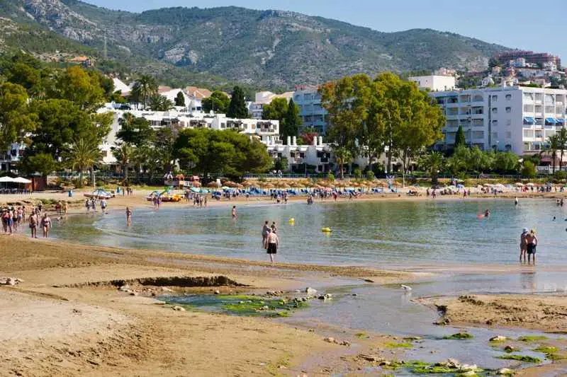 playa les fonts