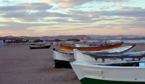 Playa Del Cabañal - Las Arenas